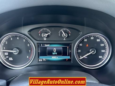 Used 2019 Buick Enclave Essence AWD/4WD image 27