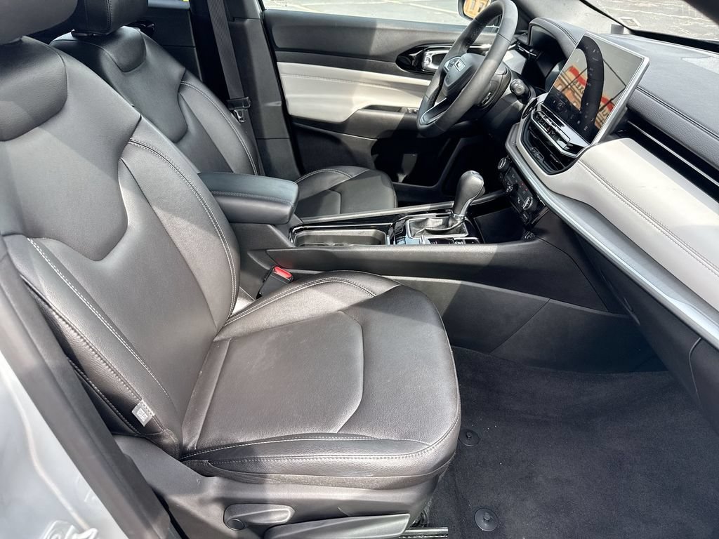 Used 2026 Jeep Compass Limited AWD/4WD image 29