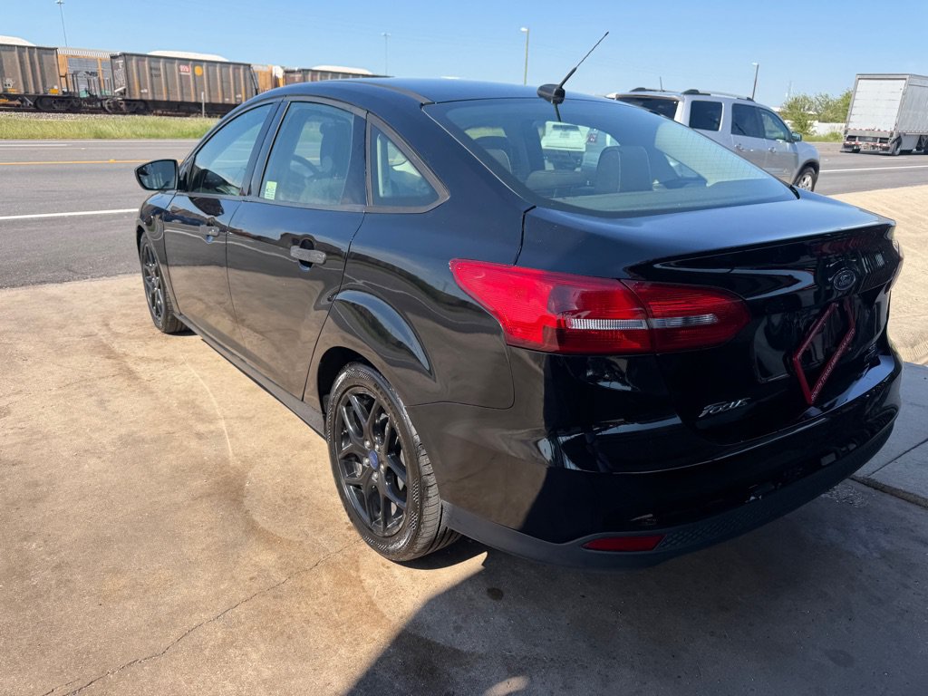 Used 2018 Ford Focus S FWD image 23