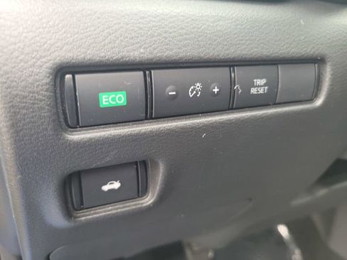 Used 2023 Nissan Sentra SV image 19