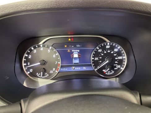 Used 2024 Nissan Frontier SV image 24