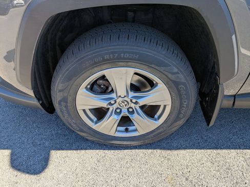 Certified 2023 Toyota RAV4 LE image 24