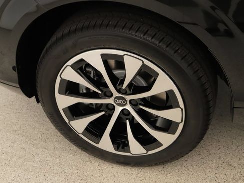 New 2026 Audi Q3 quattro 2.0T AWD/4WD image 33