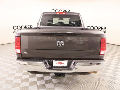 Used 2020 RAM 1500 Tradesman w/ Chrome Appearance Group RWD image 20
