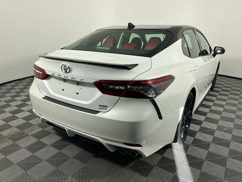 Used 2021 Toyota Camry XSE image 3