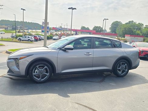 Certified 2026 Kia K4 FWD image 6