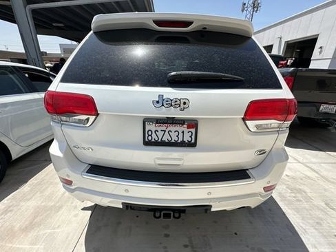 Certified 2021 Jeep Grand Cherokee Overland AWD/4WD image 5