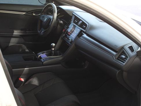 Used 2018 Honda Civic Si image 18