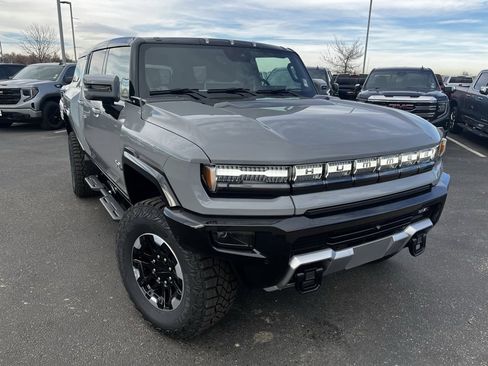 New 2025 GMC Hummer EV 3X w/ Extreme Off-Road Package image 7