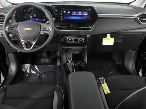 New 2026 Chevrolet TrailBlazer LT image 10