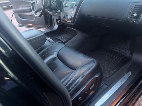 Used 2011 Cadillac DTS Limousine FWD image 10