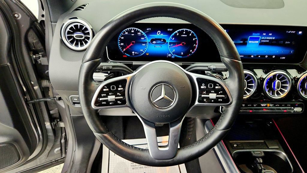 Used 2021 Mercedes-Benz GLA 250 4MATIC w/ Premium Package image 12