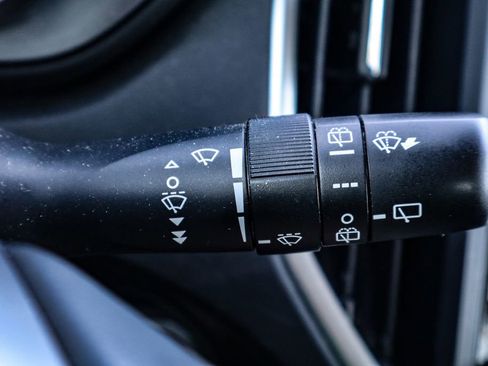 Used 2023 Subaru Forester Premium image 26