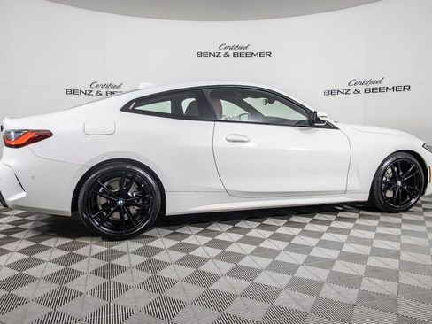Used 2023 BMW 430i Coupe w/ M Sport Package RWD image 4