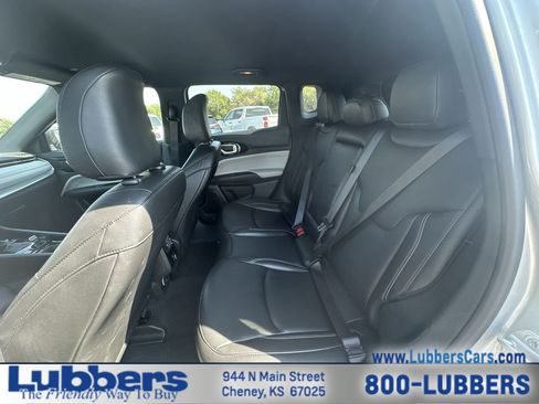 Used 2025 Jeep Compass Limited AWD/4WD image 19