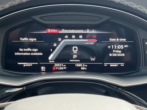 Used 2023 Audi SQ7 Prestige AWD/4WD image 45