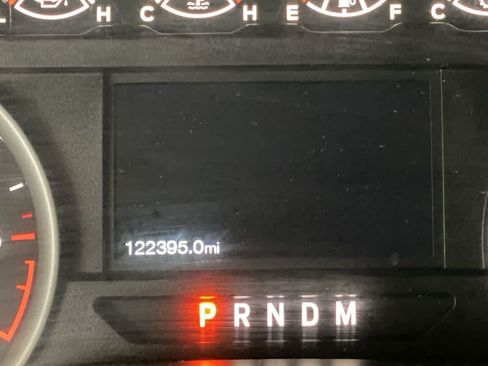 Used 2018 Ford F150 XLT w/ Equipment Group 301A Mid AWD/4WD image 17