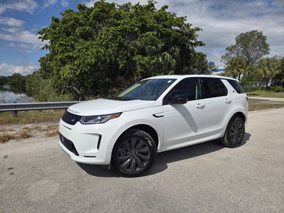 New 2025 Land Rover Discovery Sport S