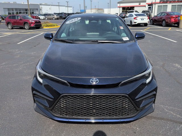 Certified 2024 Toyota Corolla SE w/ SE Convenience Package FWD image 2