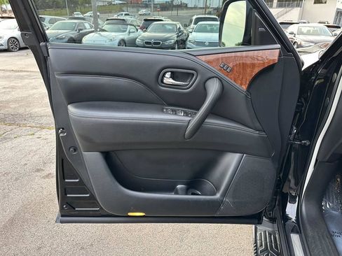 Used 2018 INFINITI QX80 2WD w/ Driver Assistance Package image 18