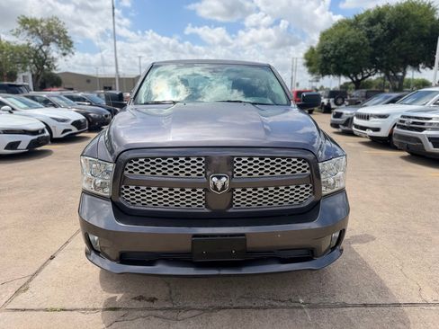 Used 2017 RAM 1500 Express image 3