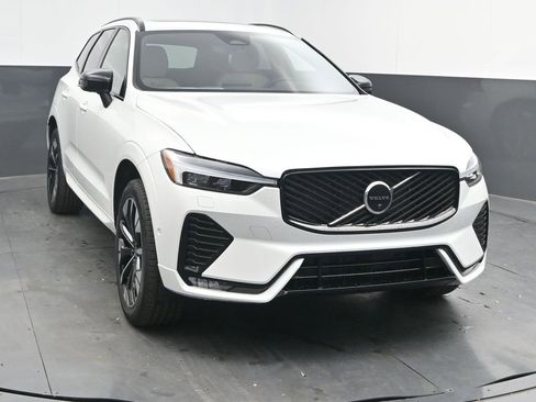 New 2026 Volvo XC60 B5 Plus w/ Protection Package Premier image 2