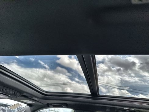 New 2026 GMC Yukon XL Denali w/ Denali Reserve Package image 19