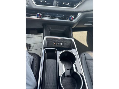 Certified 2025 Chevrolet Equinox LT w/ Convenience Package II FWD image 48