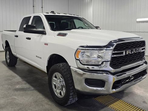 Used 2019 RAM 2500 Tradesman AWD/4WD image 4