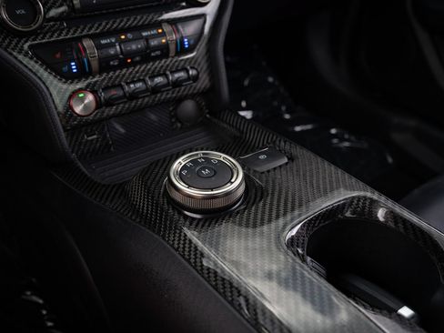 Used 2020 Ford Mustang Shelby GT500 w/ Technology Package RWD image 53