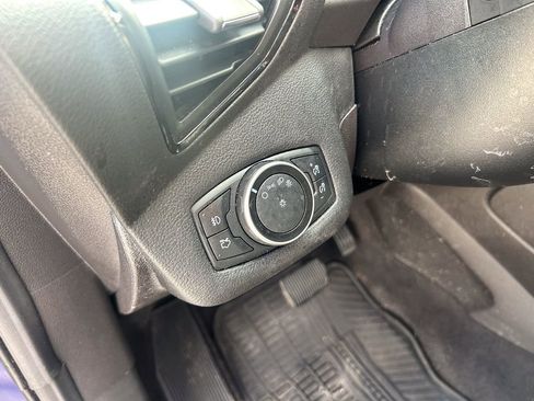 Used 2016 Ford Escape Titanium image 10