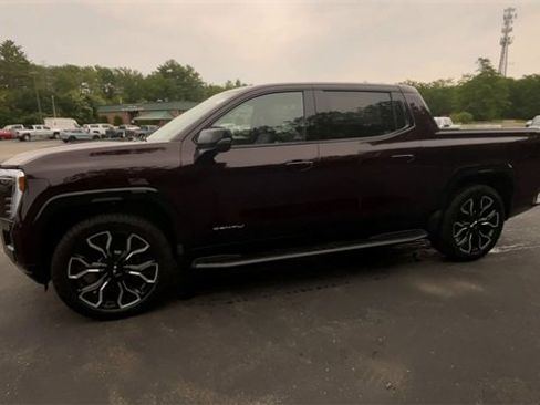 New 2025 GMC Sierra EV Denali image 6