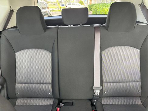 Used 2025 Kia Soul LX w/ LX Technology Package FWD image 35