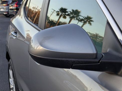 Used 2023 Buick Encore GX Preferred w/ Cold Weather Comfort Package image 12