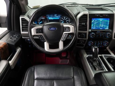 Used 2019 Ford F150 Lariat w/ Trailer Tow Package image 24