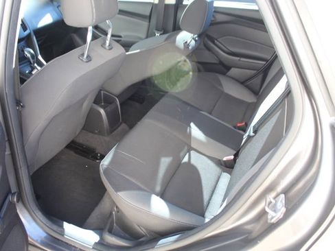 Used 2013 Ford Focus S image 26