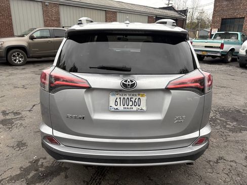 Used 2016 Toyota RAV4 XLE AWD/4WD image 15