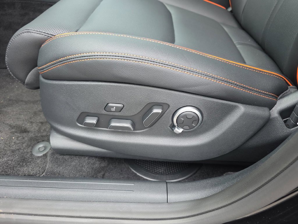 New 2026 Genesis GV70 2.5T Sport Prestige AWD/4WD image 10