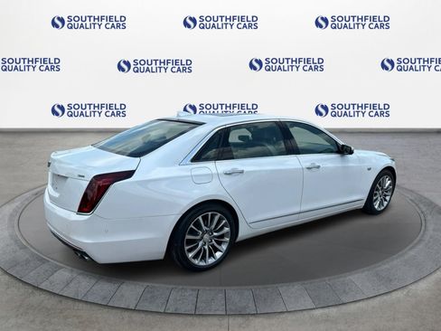 Used 2018 Cadillac CT6 Luxury AWD/4WD image 7