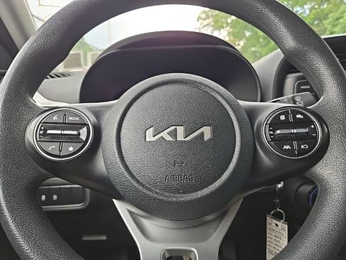 Certified 2023 Kia Soul LX FWD image 14