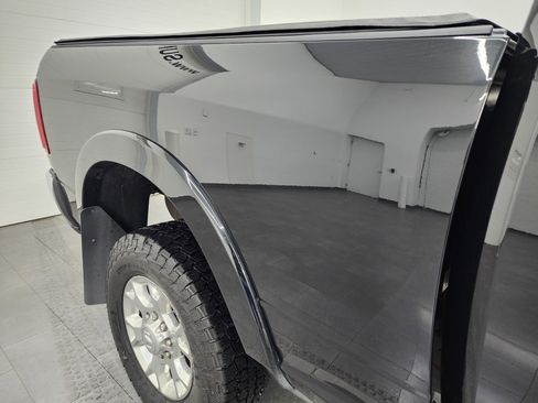 Used 2019 RAM 2500 Laramie image 26