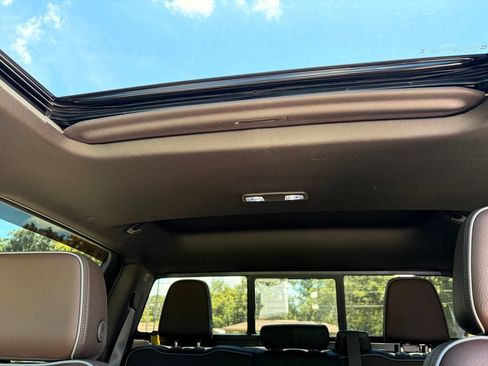 Used 2024 GMC Sierra 1500 Denali w/ Denali Reserve Package AWD/4WD image 14