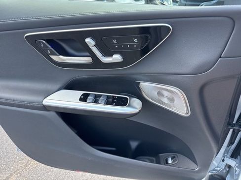 Certified 2025 Mercedes-Benz GLC 300 4MATIC image 23