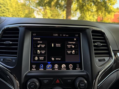 Used 2017 Jeep Grand Cherokee SRT AWD/4WD image 16