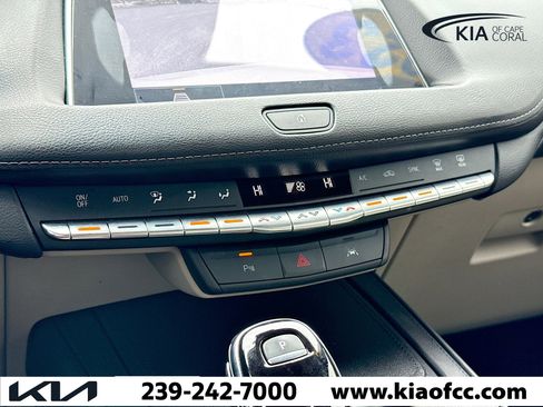 Used 2023 Cadillac XT4 Luxury w/ Driver Awareness Package image 32