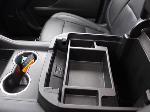 Used 2021 Chevrolet Suburban LT image 44