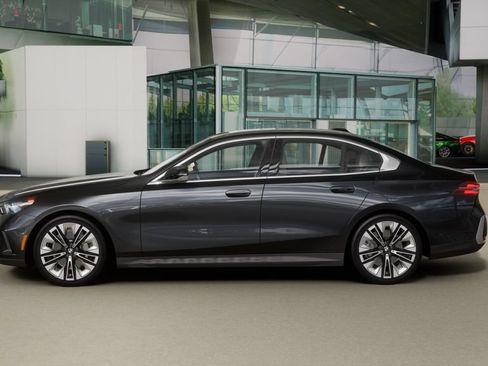 Used 2026 BMW 530i RWD image 30
