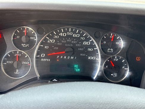 Used 2017 Chevrolet Express 2500 LS image 12