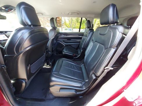 Used 2021 Jeep Grand Cherokee L Limited AWD/4WD image 9
