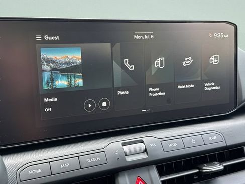 New 2026 Kia K4 FWD image 25